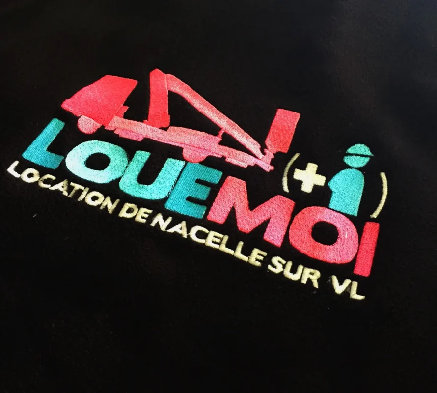 Broderie sur polaire pour le client Loue-Moi
