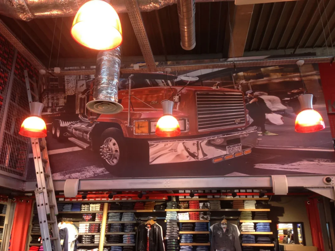 Toile Tendue sur châssis pour le magasin KIKI & GALOU